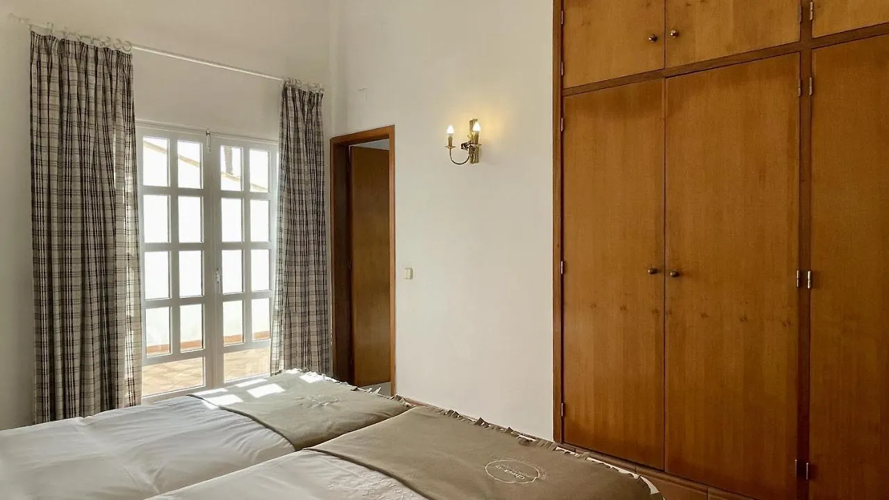 Espraguina By Check-In Portugal Villa Loule