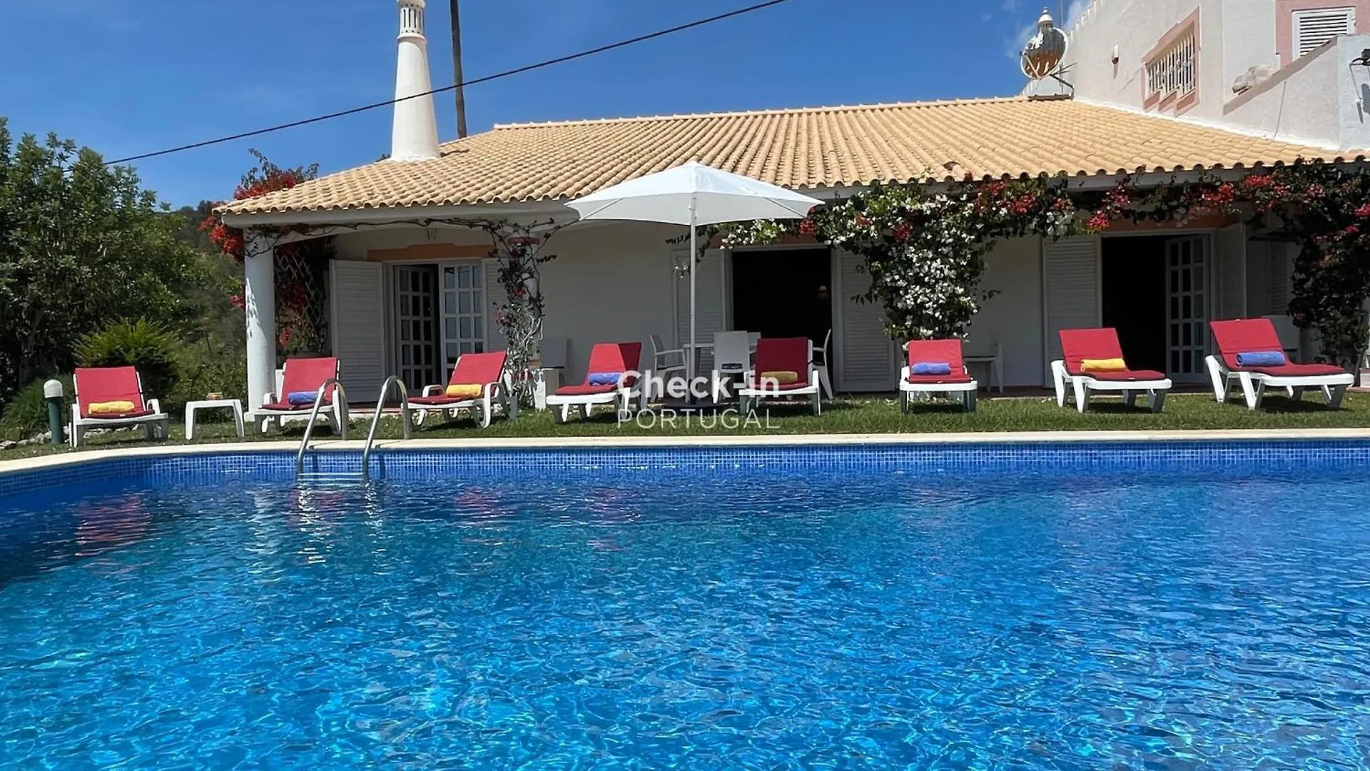 Espraguina By Check-In Portugal Villa Loule
